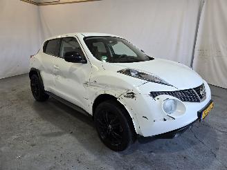 krockskadad bil auto Nissan Juke 1.6 Business Edition 2013/6