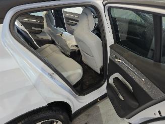 Volvo EX30 Single Motor Extended Range Ultra 69 kWh picture 24