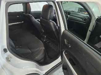 Suzuki Vitara 1.6D Exclusive picture 12