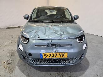 Fiat 500 RED 42 kWh picture 2