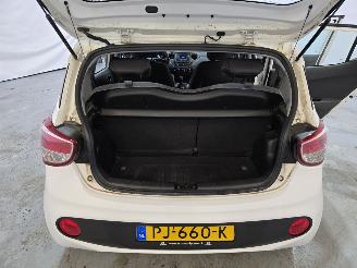 Hyundai I-10 1.0i i-Motion picture 16