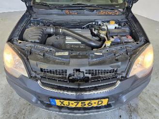 Opel Antara 3.2 V6 Cosmo picture 14