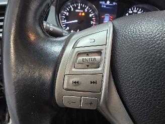 Nissan Qashqai 1.2 Connect Edition picture 23