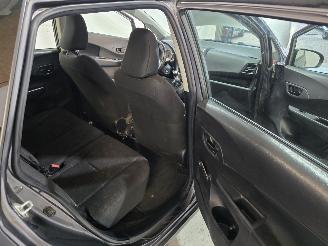 Subaru Trezia 1.3 Comfort picture 19