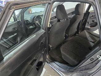 Subaru Trezia 1.3 Comfort picture 21