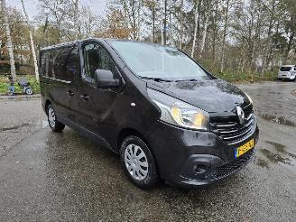 damaged commercial vehicles Renault Trafic 1.6 DCI Comfort 2018/2