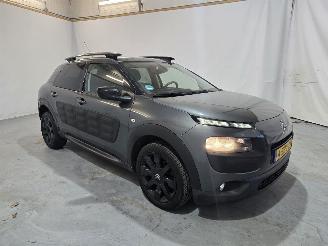 uszkodzony samochody osobowe Citroën C4 cactus 1.2 PureTech Shine 2015/1
