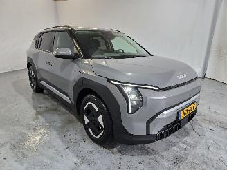uszkodzony samochody osobowe Kia EV3 Plus 81.4 kWh 2025/10