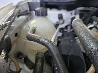 Renault Clio 1.5 dCi ECO Expression picture 14