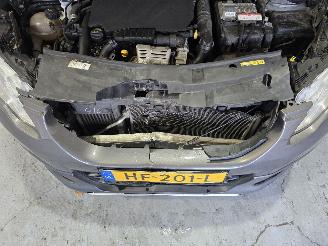 Peugeot 2008 1.2 PureTech Blue Lease Executive picture 11