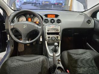 Peugeot 308 1.6 THP XT picture 19