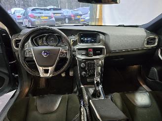 Volvo V-40 2.0 D2 R-Design Bns picture 24
