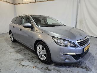 damaged passenger cars Peugeot 308 SW 1.6 BlueHDI Blue Lease Executive Pack 2015/9