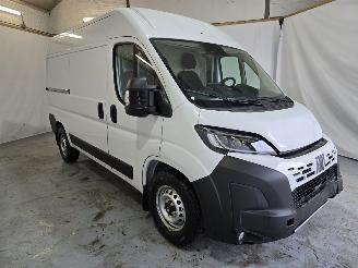 krockskadad bil bedrijf Fiat Ducato 2.2 MultiJet 140 S&S L2H2 3.5t 2024/12