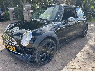 Auto incidentate Mini Mini ONE 1.6 peper 2005/9