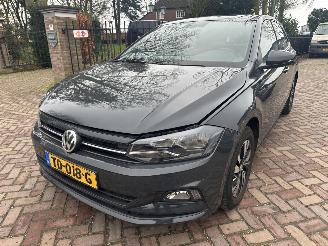 skadebil auto Volkswagen Polo 1.0 MPI Comfortline Business 2018/7