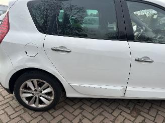 Renault Scenic 1.6 Parisiènne picture 6