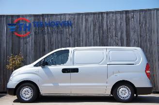 škoda osobní automobily Hyundai H-300 2.5 CRDi Lang Airco 3-Persoons Trekhaak 125KW Euro 4 2008/8