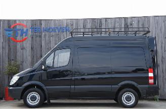damaged passenger cars Mercedes Sprinter 310 CDi L1H2 Laadklep 2-Persoons 70KW Euro 5 2010/8