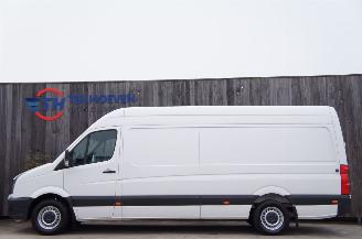 Damaged car Volkswagen Crafter 2.0 TDi Maxi L3H2 Airco Stoelverwarming PDC 100KW Euro 5 2012/7