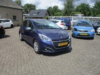 škoda osobní automobily Peugeot 208 1.2 Pure T Urban Soul 1E Eig 2016/1