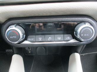 Nissan Micra 1.0 IG-T N-Connecta Aut NAP picture 21