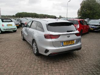 Kia Ceed 1.0 T-GDI-Dyn PlusL Sportswagon picture 5