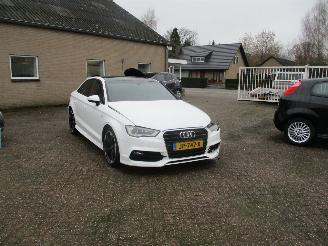 Damaged car Audi A3 LIMOUSINE 1.4 TFSI Adrenal Sp 2016/5