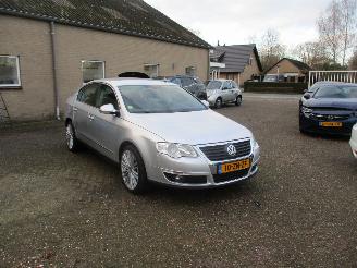 Auto incidentate Volkswagen Passat 2.0 TFSI Highline Aut 2006/9