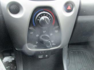 Peugeot 108 1.0  e-VTi Active picture 21