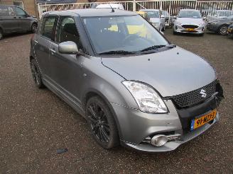 Vaurioauto  passenger cars Suzuki Swift 1.3 Comfort Airco NAP 2011/2
