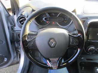 Renault Captur 1.2 TCe Dynamique Aut NAP picture 21