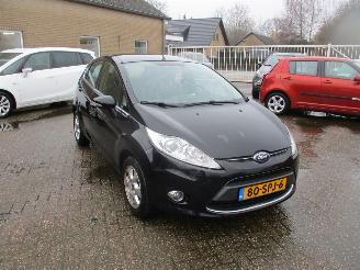 Vaurioauto  passenger cars Ford Fiesta 1.6 TDCi ECO. Titan. 2011/11
