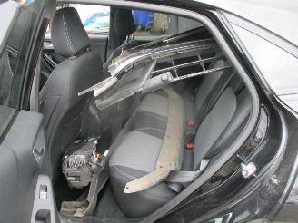 Ford Puma 1.0 EB Hyb. Titanium picture 18