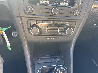 Volkswagen Golf 2.0 TDI Bluemotion CABRIO picture 23