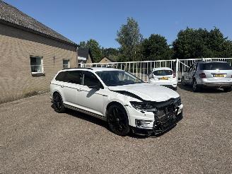 krockskadad bil auto Volkswagen Passat 1.4 TSI GTE REST BPM €300,-!!! 2018/2