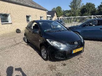 damaged passenger cars Mazda 2 1.3 XS 3DRS 2010/7