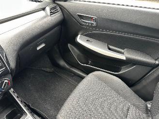 Suzuki Swift 1.2 Select picture 12