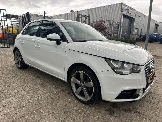 skadebil auto Audi A1 1.2 TFSI Attraction Pro Line Business 2014/1