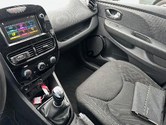 Renault Clio Estate 0.9 TCe Limited picture 12