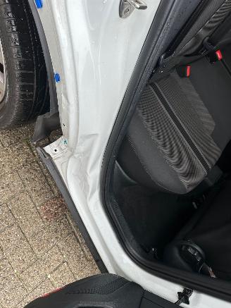 Volkswagen T-Roc 1.5 TSI Sport Automaat picture 7