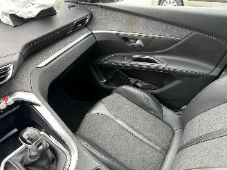 Peugeot 5008 1.2 PureTech GT-Line picture 14