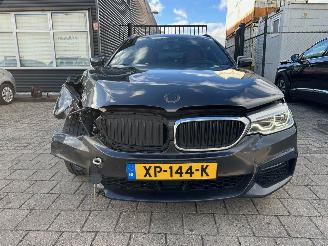 BMW 5-serie 540i xDrive High Executive picture 2