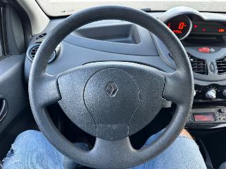 Renault Twingo 1.2 16V Acces picture 9