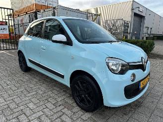 krockskadad bil auto Renault Twingo 1.0 SCe Collection 2016/1