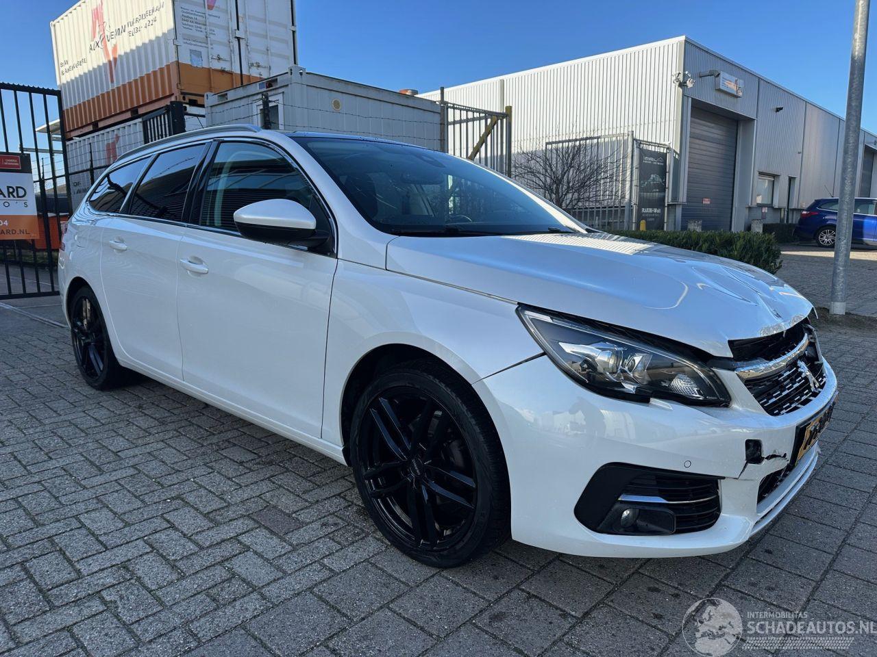 Peugeot 308 1.2 PureTech Automaat Blue Lease Premium