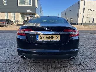 Jaguar XF 2.7D V6 Premium Luxury picture 5