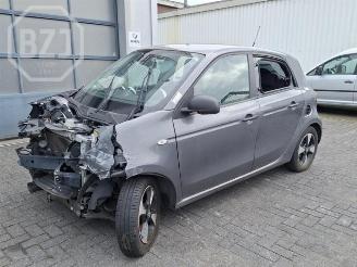 Uttjänta bilar auto Smart Forfour Forfour (453), Hatchback 5-drs, 2014 1.0 12V 2018/6