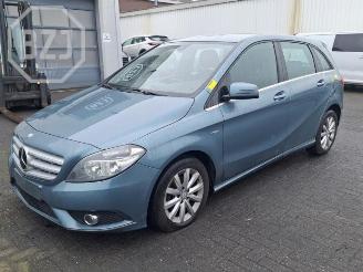 Auto da rottamare Mercedes B-klasse B (W246), Hatchback, 2011 / 2018 1.8 B-180 CDI BlueEFFICIENCY 16V 2013