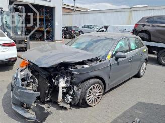 Démontage voiture Audi A3 A3 Sportback (8VA/8VF), Hatchback 5-drs, 2012 / 2020 1.0 TFSI 12V 2016/9